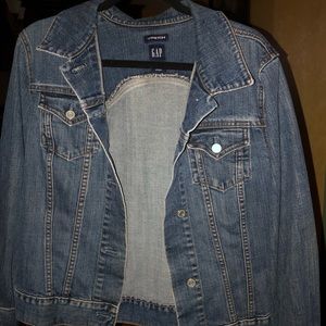 Women’s Gap jean jacket